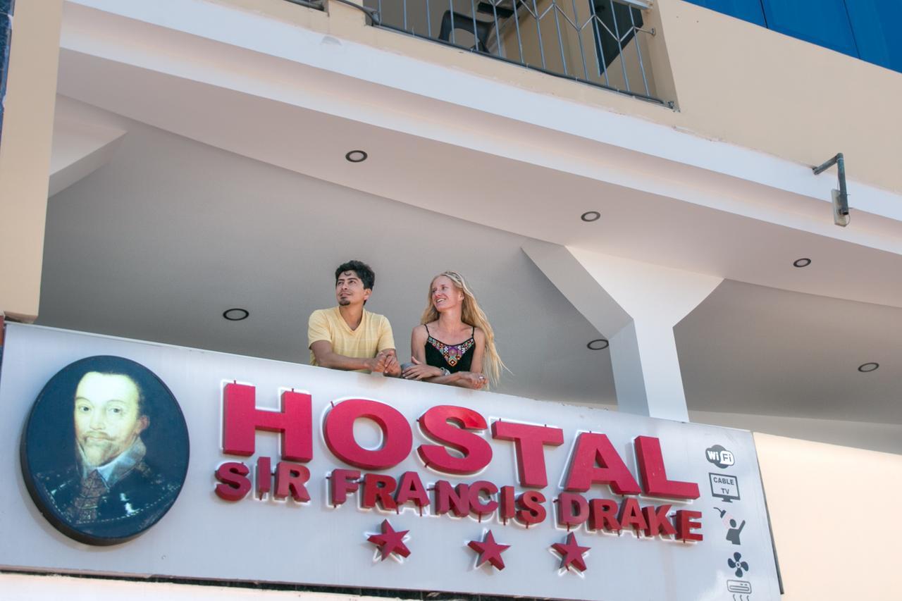 Hostal Sir Francis Drake Puerto Ayora  Dış mekan fotoğraf